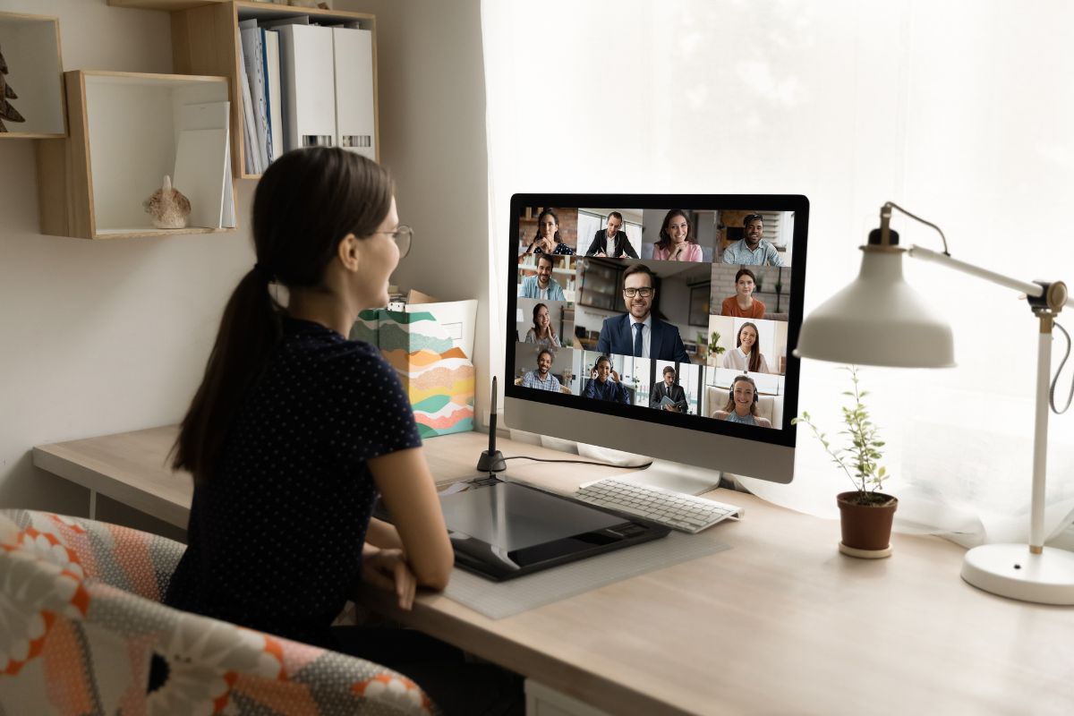 Remote worker home office setup in South Huntsville apartments with fast internet